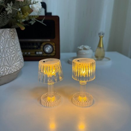 تيبل لامب شفاف حجم صغير