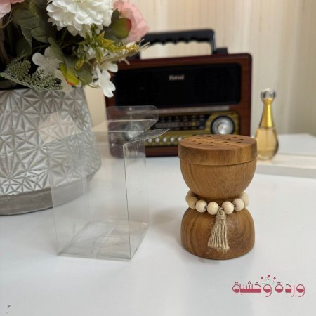 مباخر جديدة بتصاميم عصرية متوفرة باللونين الأبيض والخشبي