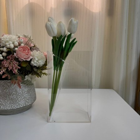 حوض سمك اكريليك جميل جدًا