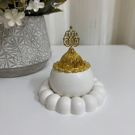 مبخرة كونكريت باللون الابيض و الذهبي