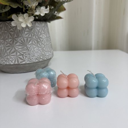 شمع بابلز حجم صغير نوعية مرتبة ومعطر بريحة فواحة