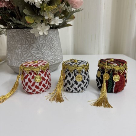 علب تراث فلسطيني